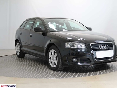 Audi A3 1.6 100 KM 2010r. (Piaseczno)