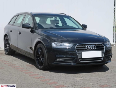 Audi A4 2.0 147 KM 2014r. (Piaseczno)