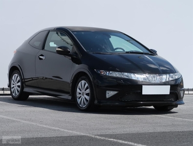 Honda Civic VIII , Klimatronic, Tempomat, Parktronic, Podgrzewane siedzienia