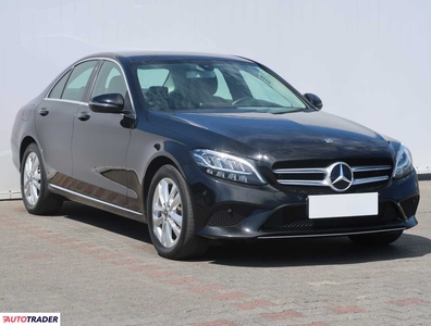 Mercedes C-klasa 2.0 191 KM 2018r. (Piaseczno)