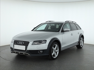 Audi A4 Allroad 2010 2.0 TDI 203735km Kombi