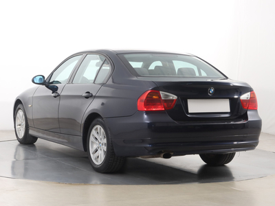 BMW 3 2007 318 i 156416km Sedan