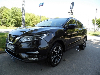 Nissan Qashqai II 1,6 4x4 salon polska