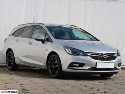 Opel Astra 1.6 108 KM 2016r. (Piaseczno)
