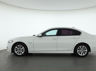 BMW 5 2015 518d 166927km Sedan