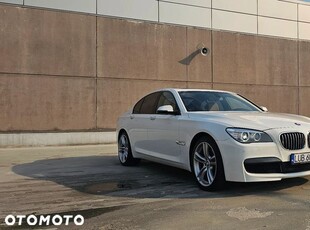 BMW Seria 7 740i