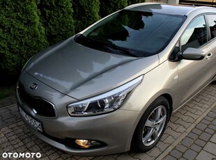 Kia Ceed 1.6 GDI Dream-Team Edition