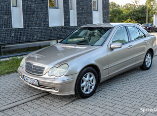 Mercedes-Benz Klasa C 2,0 (163KM) Automat 166 tys.km.