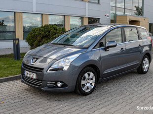 Peugeot 5008 2012 r. 150 tys.km. 7-osobowy