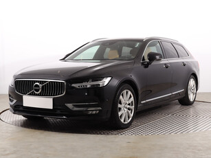 Volvo V90 2017 D4 140991km Kombi