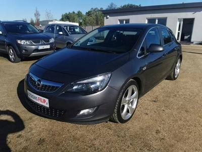 Opel Astra J Hatchback 5d 1.6 Turbo ECOTEC 180KM 2010