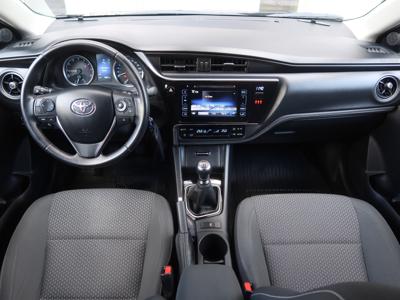Toyota Corolla 2018 1.6 i 49872km ABS