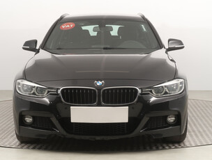 BMW 3 2019 320 i 77678km Kombi