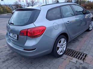 Opel Astra 2012 1.4 T 88448km Kombi