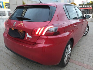 Peugeot 308 2017 1.2 PureTech 106504km Hatchback