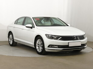 Volkswagen Passat 2019 2.0 TDI 33345km Sedan