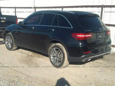 Mercedes GLC 300 2017, 2.0L, uszkodzony przód