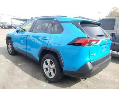 Toyota RAV-4 2019, 2.5L, 4x4, XLE, uszkodzony bok