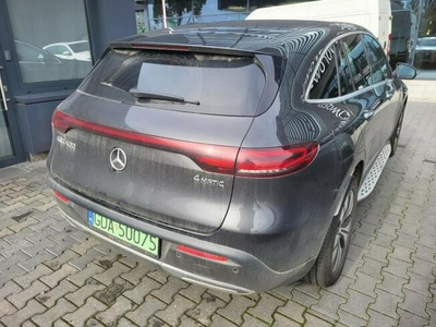 Mercedes EQC