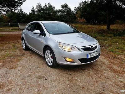 Opel Astra 1.4 TURBO*EDITION*Klima*Elektryka*Alu*Podgrz.Fotele i Kiera*Dobry Stan