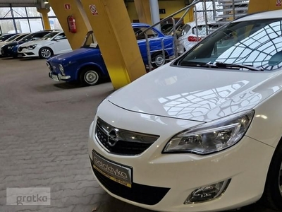 Opel Astra J 1rej. 12.2011r.!!! ZOBACZ OPIS !! W PODANEJ CENIE ROCZNA GWARANCJA