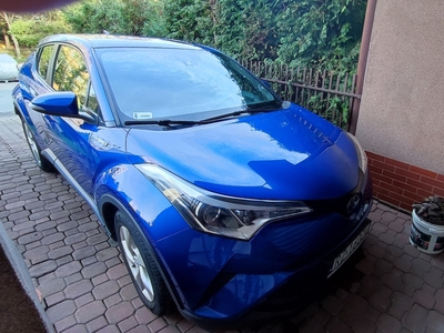 Toyota C-HR sprzedam w dobrej cenie