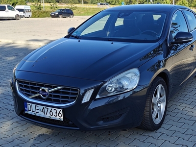 Volvo S60 II 2.0 , 163 KM Navi, xenon