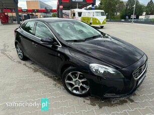 Volvo V40 II