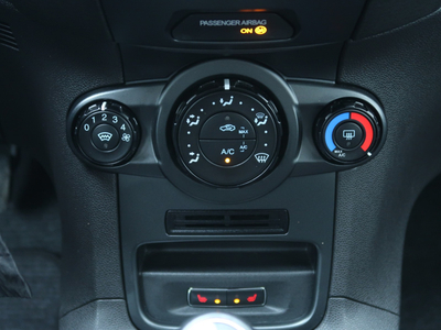 Ford Fiesta 2013 1.0 EcoBoost 99045km ABS klimatyzacja manualna