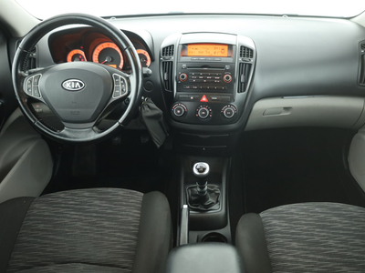 Kia Ceed 2008 1.4 CVVT 179386km ABS klimatyzacja manualna