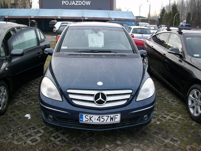 Mercedes B 180