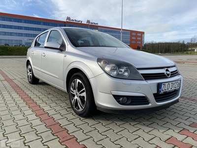 Opel Astra H