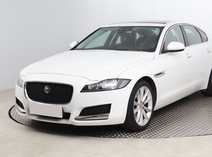 Jaguar XF 2017 30d 108790km Sedan