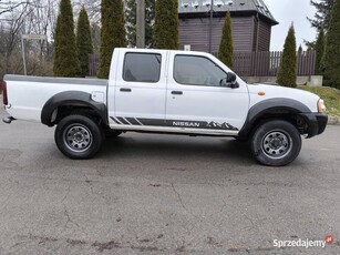 Nissan NP 300 2011 rok nie Navara Hilux L200 Tacoma Pathfinder