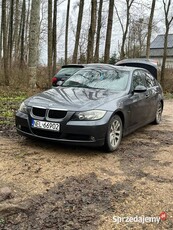 Sprzedam BMW seria 3 E90 320D