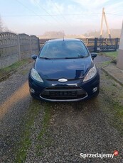 Sprzedam świeżo sprowadzony Ford Fiesta