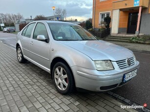 Vw Bora 1.6 benz 2003 okazja idealny na dojazdy itp