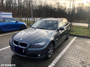 BMW Seria 3 318d Touring