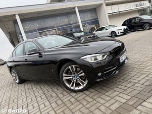 BMW Seria 3 330e Sport Line sport