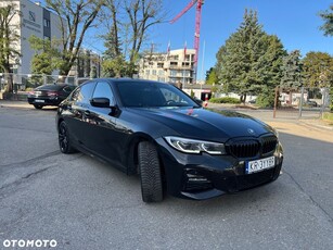 BMW Seria 3 330i xDrive Advantage sport