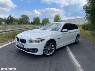 BMW Seria 5 530d xDrive Luxury Line