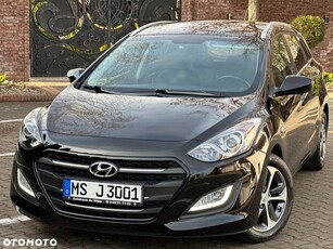 Hyundai i30 1.6 Automatik Style