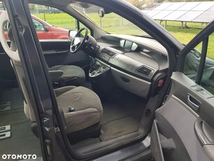 Peugeot 807 2.2 HDi ST