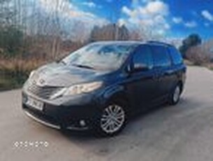 Używany Toyota Sienna 2011