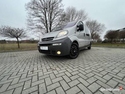 Opel Vivaro 2,5 CDTI 135 KM 6-Osobowy ,Klimatyzacja.