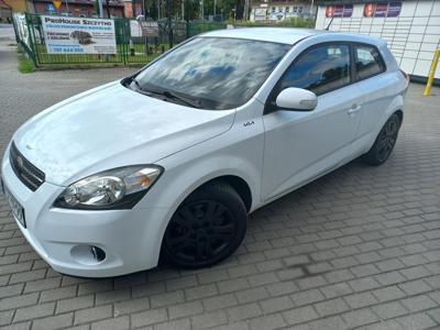 Używane Kia Pro_cee'd - 20 999 PLN, 108 000 km, 2010