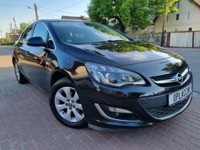 Używane Opel Astra - 43 999 PLN, 150 000 km, 2015