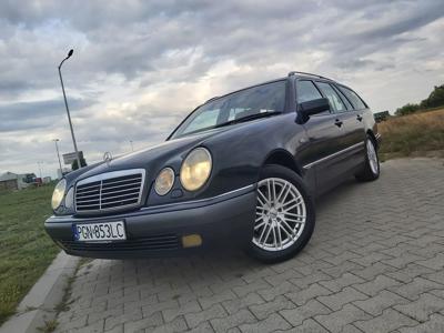 Używane Mercedes-Benz Klasa E - 9 490 PLN, 351 000 km, 1998