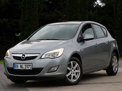 Używane Opel Astra - 26 900 PLN, 193 728 km, 2010
