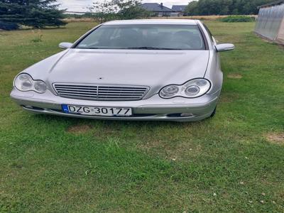 Używane Mercedes-Benz Klasa C - 6 000 PLN, 322 392 km, 2002